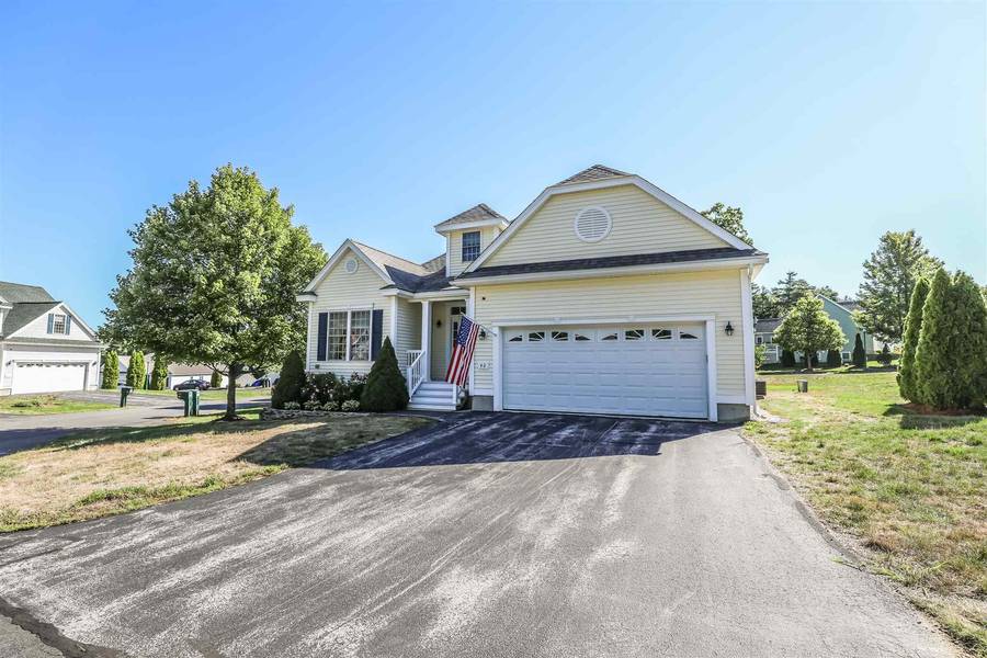 40 Sawgrass CIR, Londonderry, NH 03053