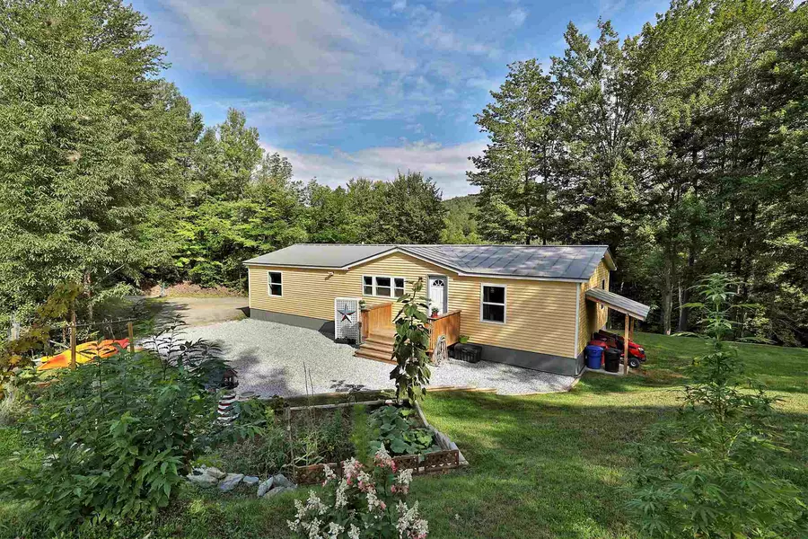 185 Ranney RD, Stockbridge, VT 05772