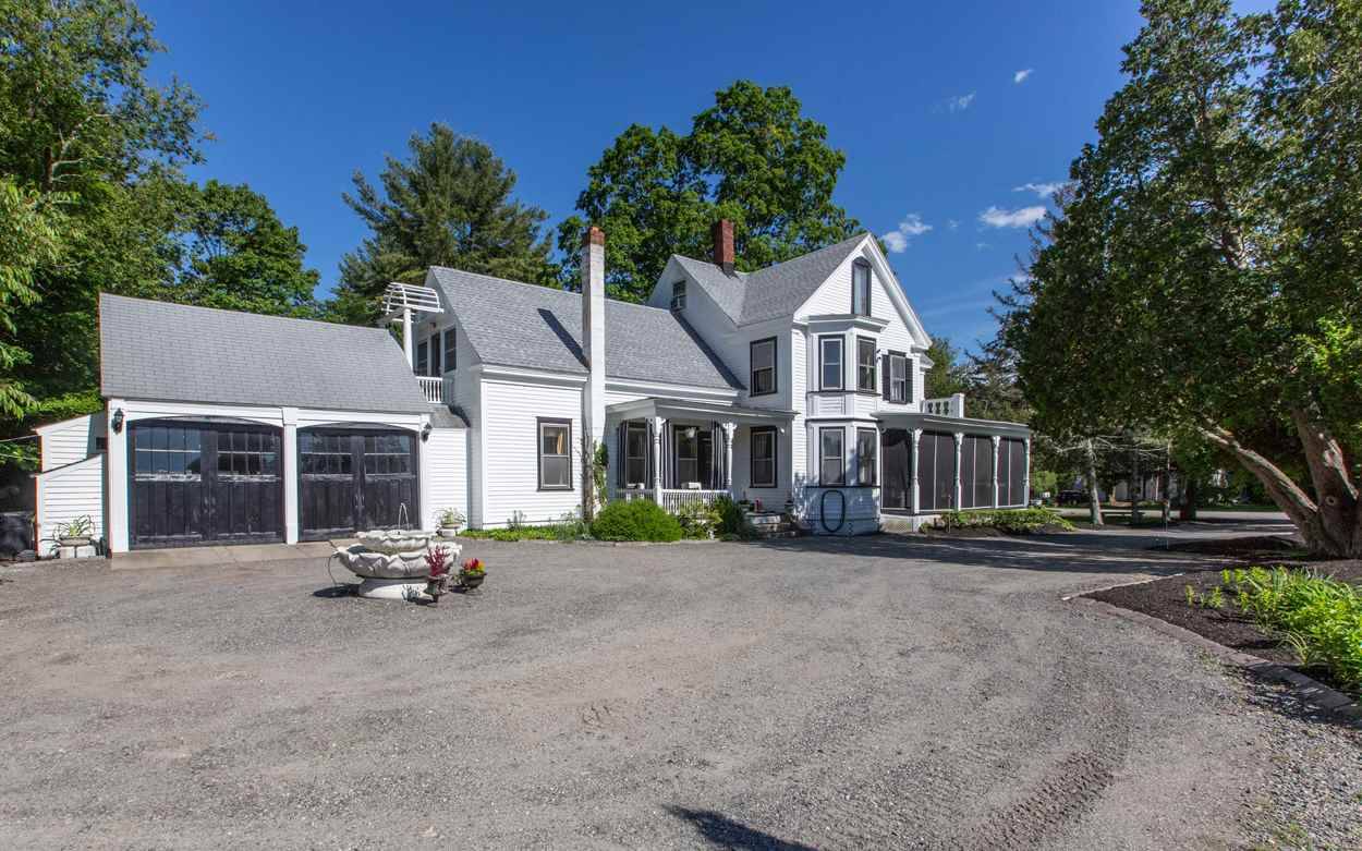 Brentwood, NH 03833,399 South RD