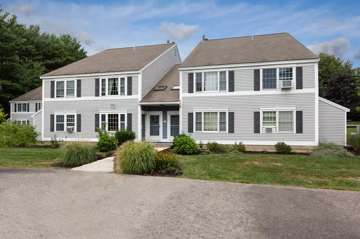 Portsmouth, NH 03801,112 SPRINGBROOK CIR #112