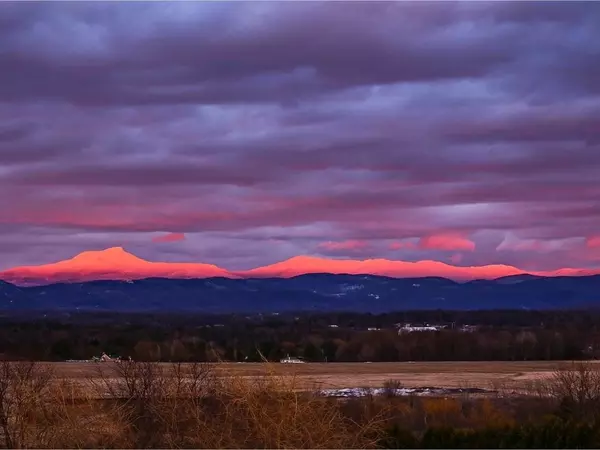 Shelburne, VT 05482,140 South Ridge RD