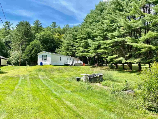 2579 River RD, Bridgewater, NH 03222