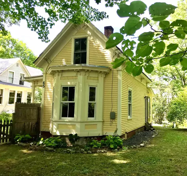 45 Main ST, Rockingham, VT 05154