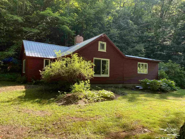 63 Old Green River RD, Halifax, VT 05301