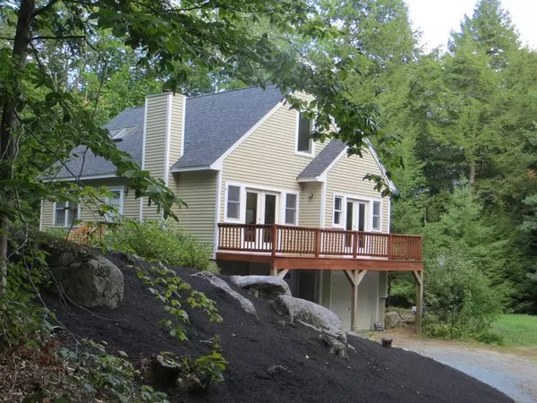 48 Swain RD, Meredith, NH 03253