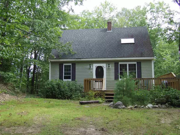 9 Oak Ridge RD, Madison, NH 03849