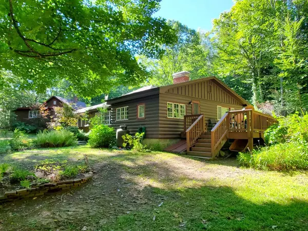 289 Deer Path LN, Bridgewater, NH 03222