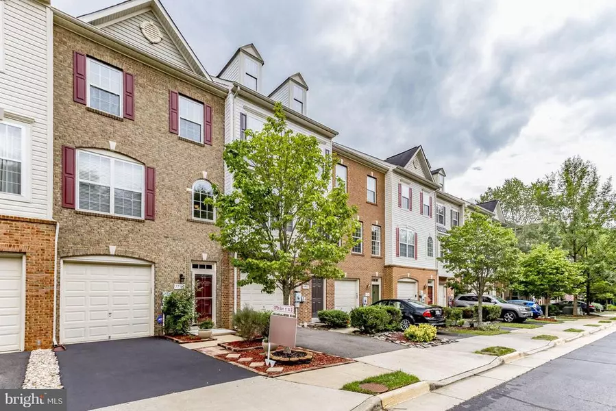 7735 WHITE HERON TRL, Alexandria, VA 22306