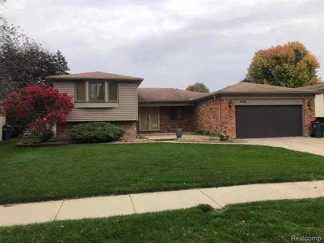 5946 SLATE DR, Troy, MI 48085