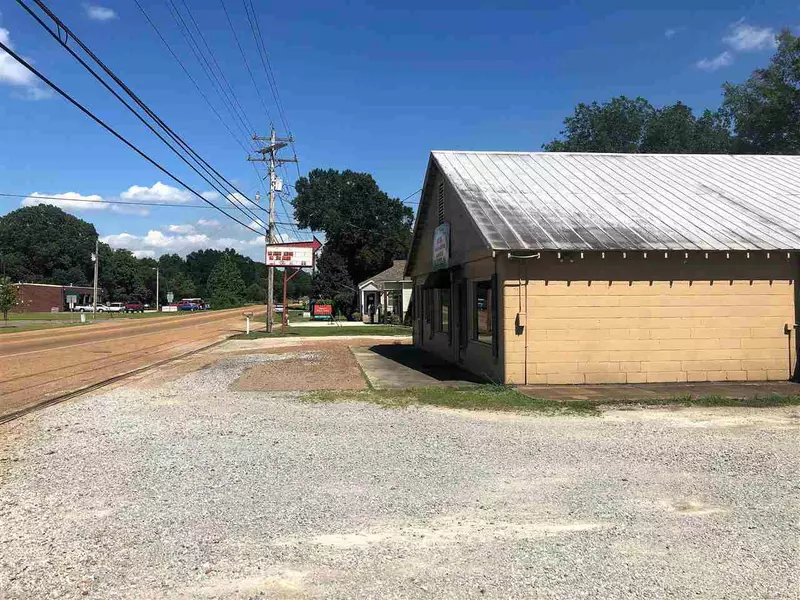 5710 HWY 57 HWY, Rossville, TN 38057