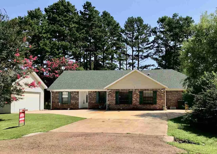 1855 GOLF DR, Saulsbury, TN 38067