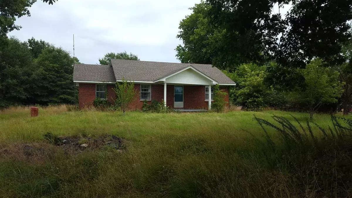 Savannah, TN 38372,2950 RUSSELL CHAPEL LN