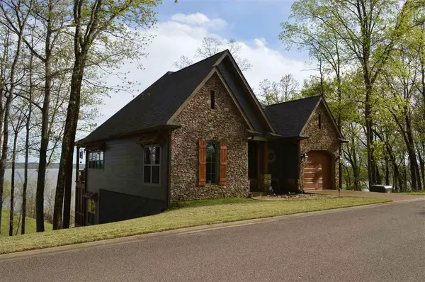 Savannah, TN 38372,55 ENDLESS VIEW RIDGE CV #Parrish