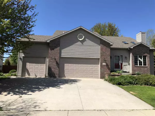 2128 Steven ST, Sun Prairie, WI 53590