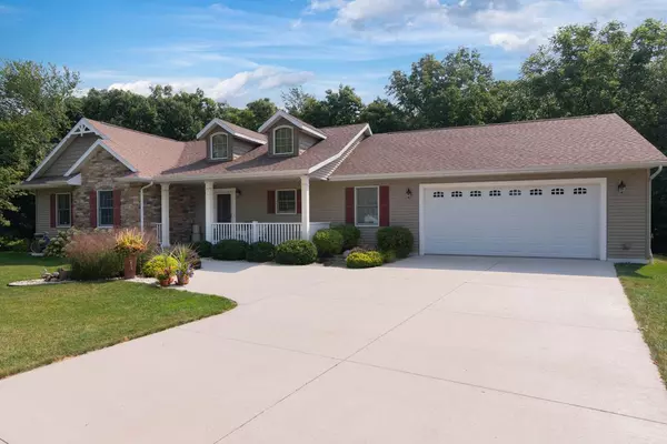 Edgerton, WI 53534,1244 E Bayview Ct