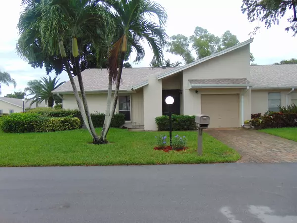 Lake Worth, FL 33467,7001 Peony PL