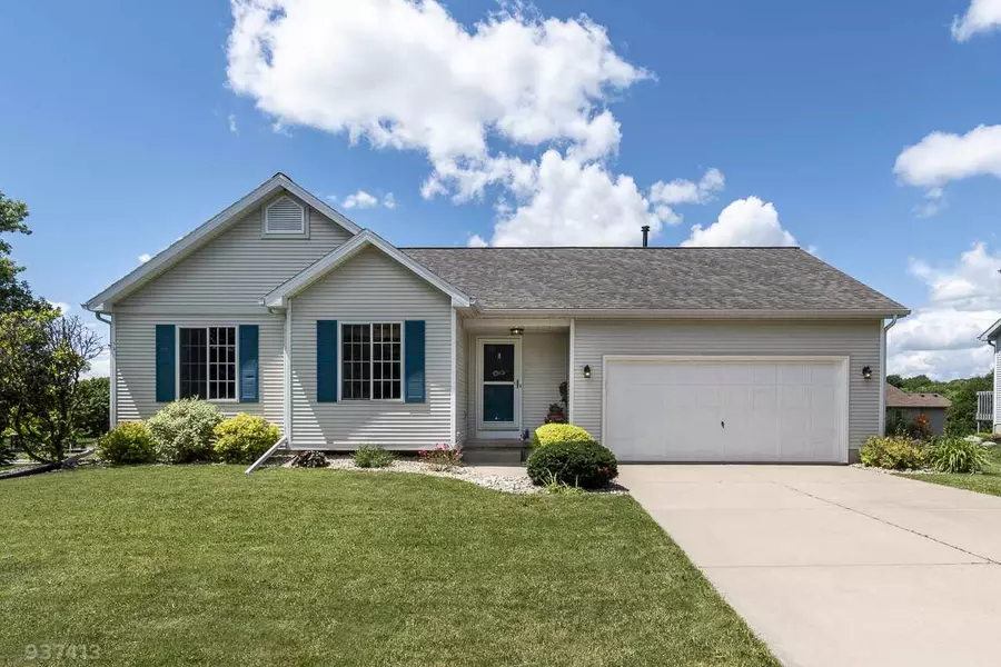 1024 Gas Light Dr, Sun Prairie, WI 53590