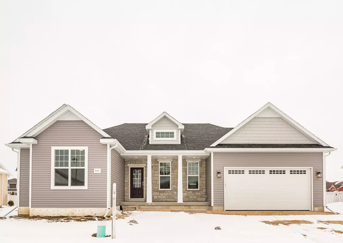 Sun Prairie, WI 53590,882 Yellowwood Pl