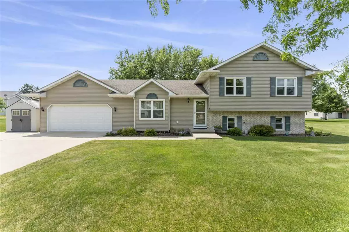 Sun Prairie, WI 53590,671 Grandview Dr