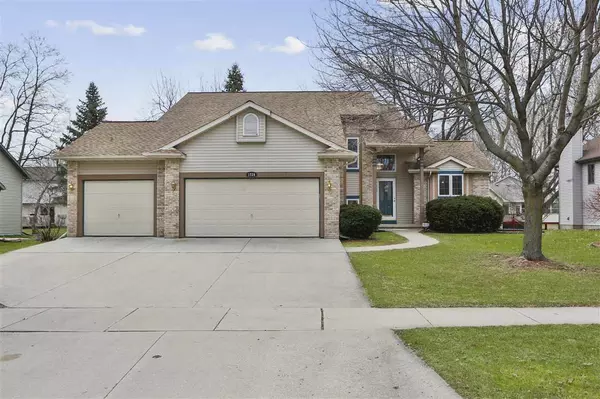 1739 St Albert The Great Dr, Sun Prairie, WI 53590