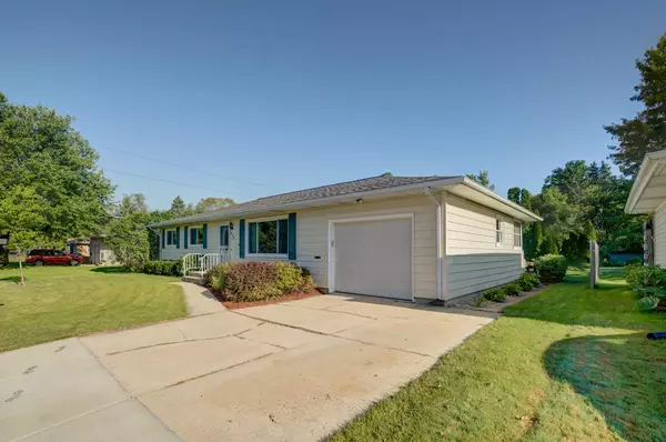 Sun Prairie, WI 53590,216 Hoover St