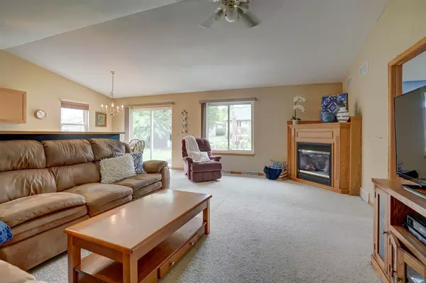 Sun Prairie, WI 53590,881 Meadowsweet Cir