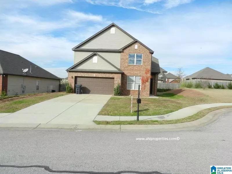 2053 KENSINGTON CT, Calera, AL 35040