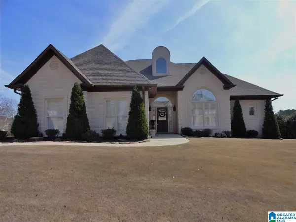 660 WISTERIA WAY, Gardendale, AL 35071