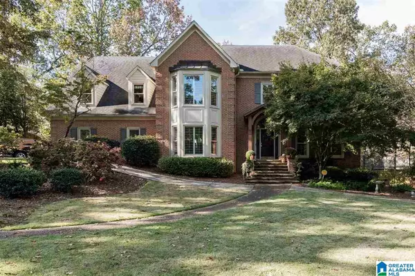 2705 COUNTRYWOOD WAY, Vestavia Hills, AL 35243