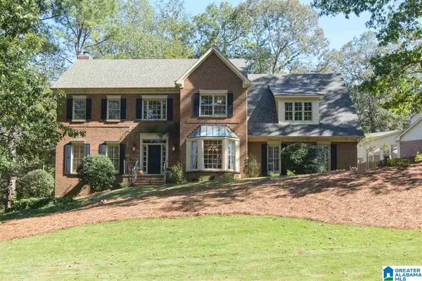 2708 COUNTRYWOOD WAY, Vestavia Hills, AL 35243