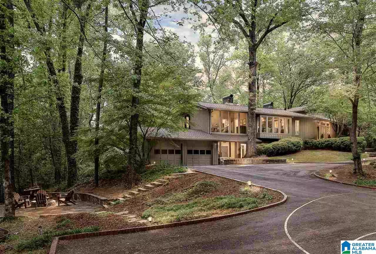 Vestavia Hills, AL 35243,2684 ALTA GLEN DR