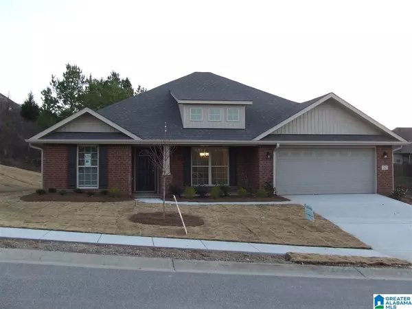 242 WATERFORD COVE TRL, Calera, AL 35040