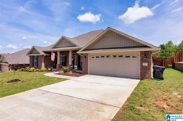 Calera, AL 35040,237 WATERFORD COVE TRL