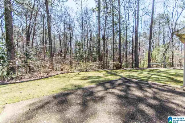 Vestavia Hills, AL 35243,3837 RIVER RUN TRL