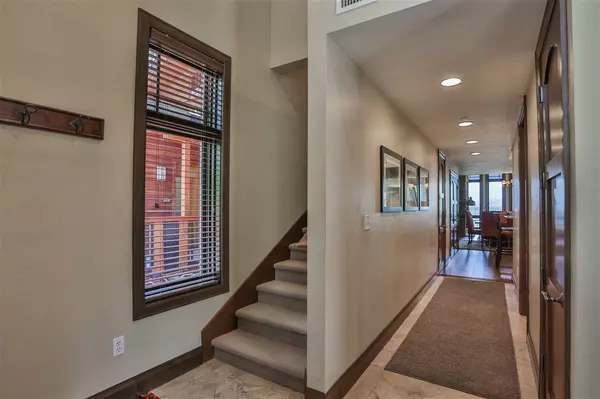 Tahoe Vista, CA 96148-9800,6750 N Lake Blv N North Lake Boulevard #12D