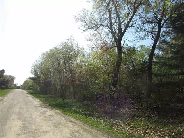 L66 Whitetail Ln, Reedsburg, WI 53959