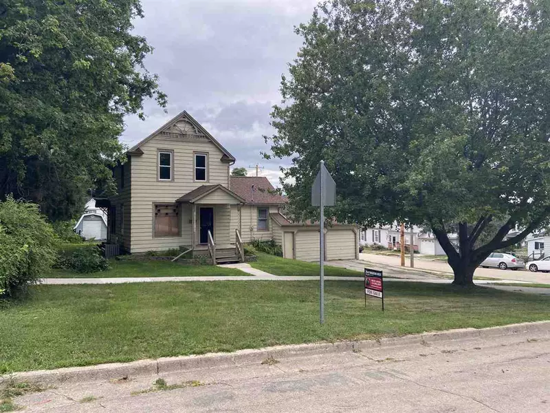 738 Main St, Darlington, WI 53530