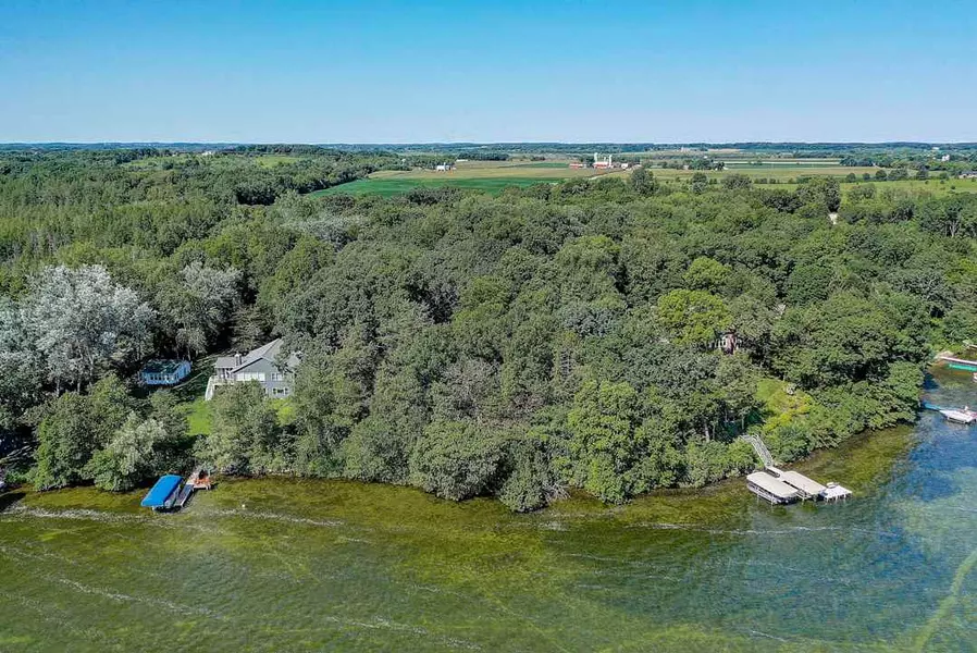 Lt 9 Korth Highlands Rd, Lake Mills, WI 53551