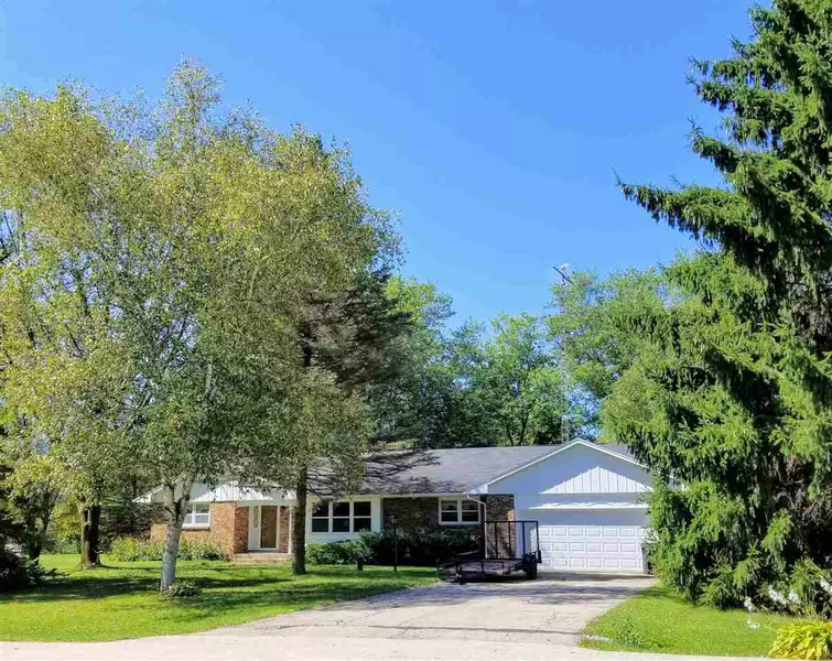 N1545 Pleasant Rd, Fort Atkinson, WI 53538