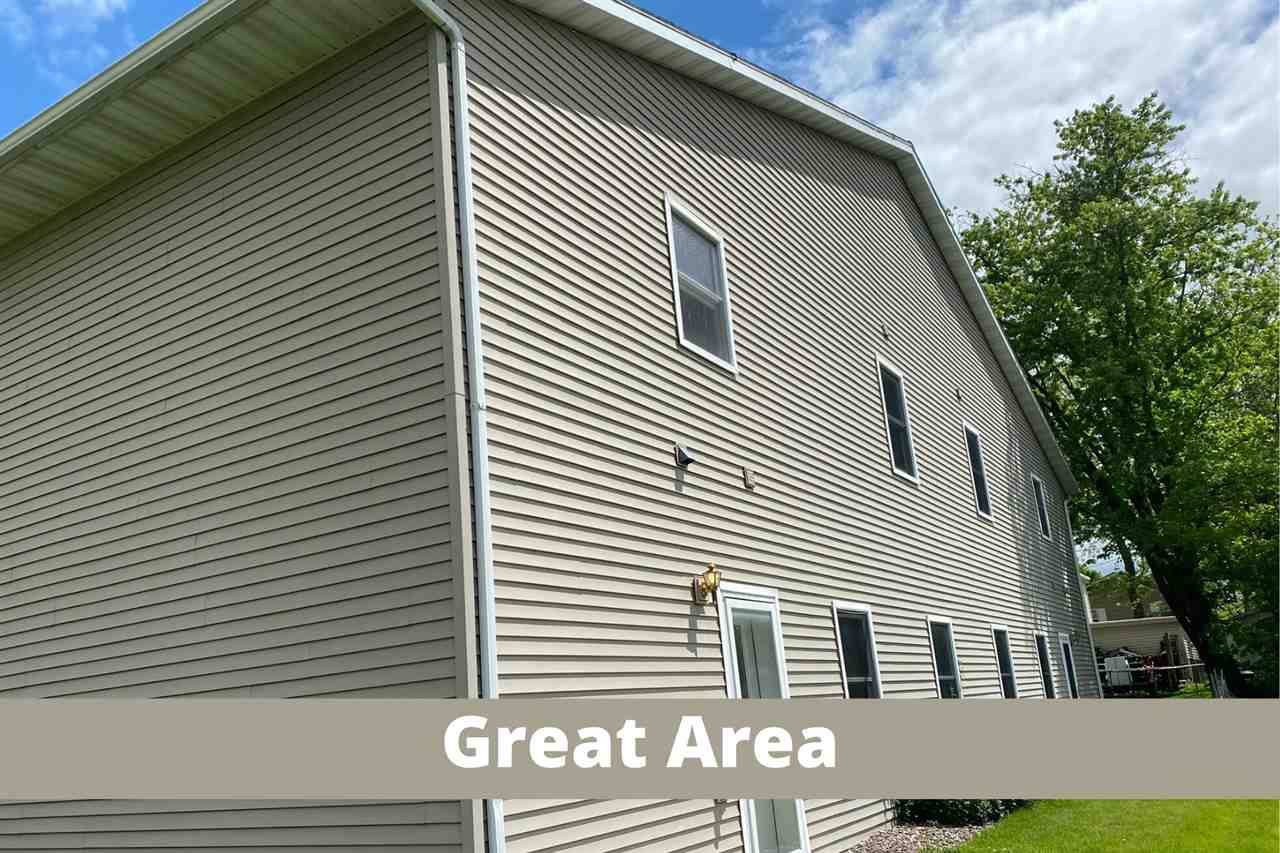 Dodgeville, WI 53533,225 & 227 E Church St