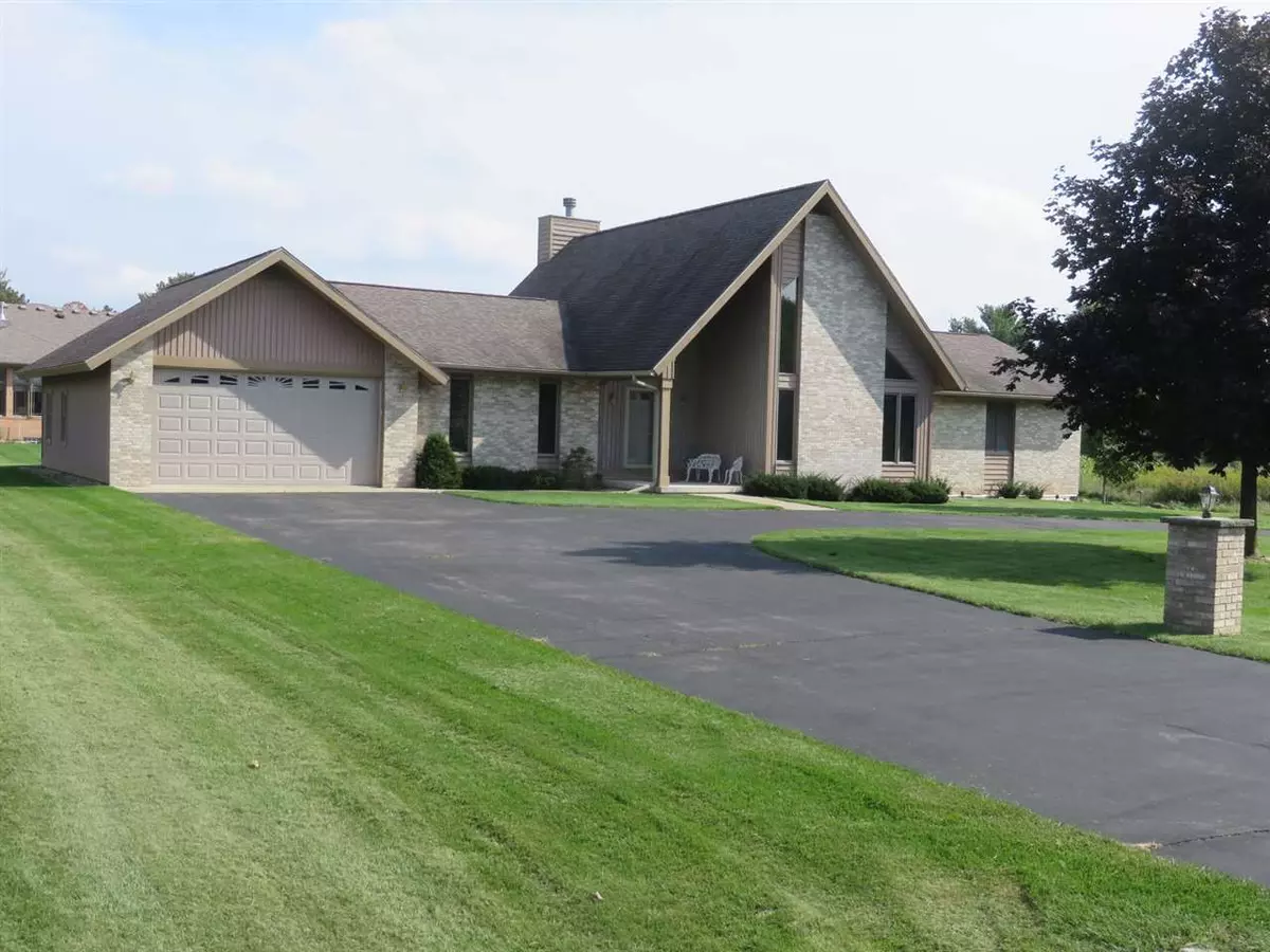 Green Lake, WI 54941,458 Bluebird Ct