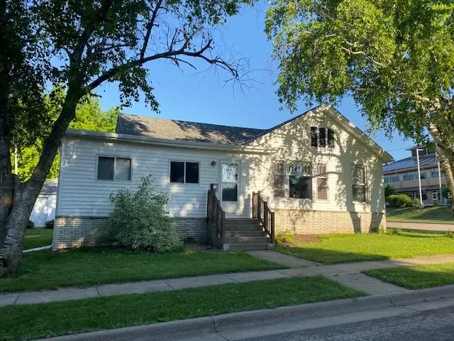 Dodgeville, WI 53533,114 N Level St