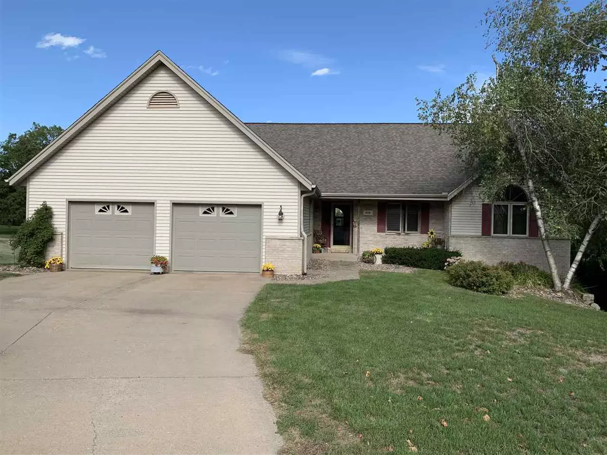 Lancaster, WI 53813,916 Sheridan Ct