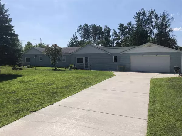 W5929 Quail Dr, New Lisbon, WI 53950