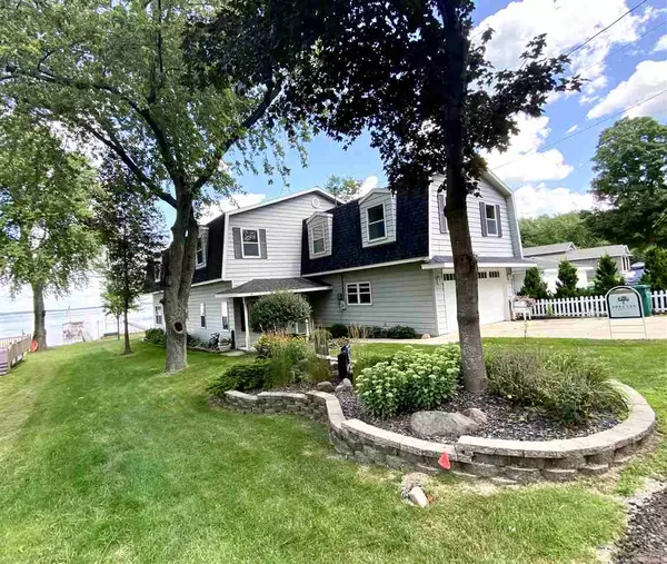 Green Lake, WI 54941,N4158 S Lakeshore Dr