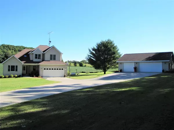 21858 Clay Ave, Warrens, WI 54666