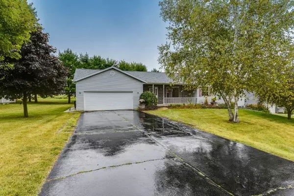 3425 Bonnie Mae Blvd, Dodgeville, WI 53533