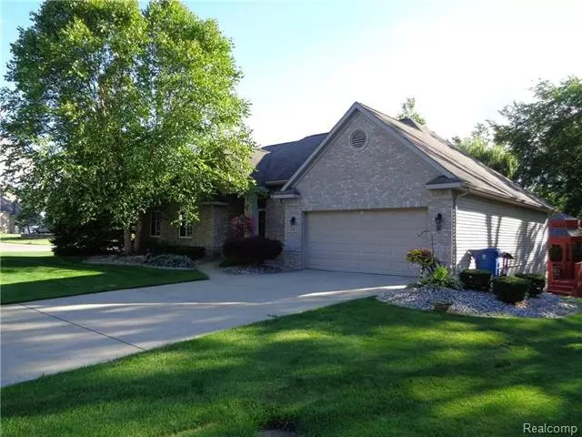 Fenton Twp, MI 48430,4304 SPRINGWOOD CRT