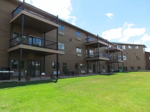 80 Twin Oaks Shore Unit 31, Lake Metigoshe, ND 58318