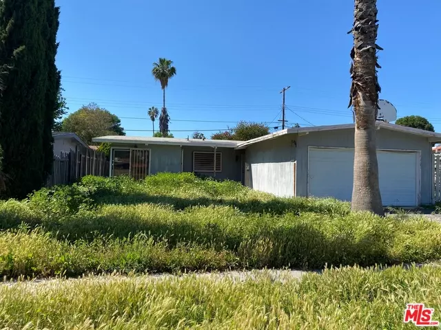 17945 KESWICK ST, Reseda, CA 91335